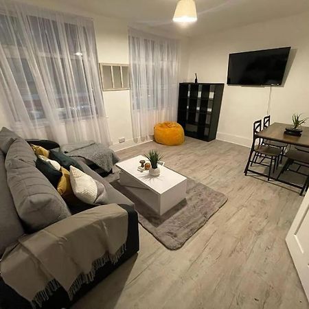 Comfy 2 Bedroom On Tower Bridge Лондон Екстериор снимка